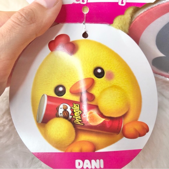 Zuru Snackables Dani Chicken With Pringles NWT 16” - Picture 6 of 9